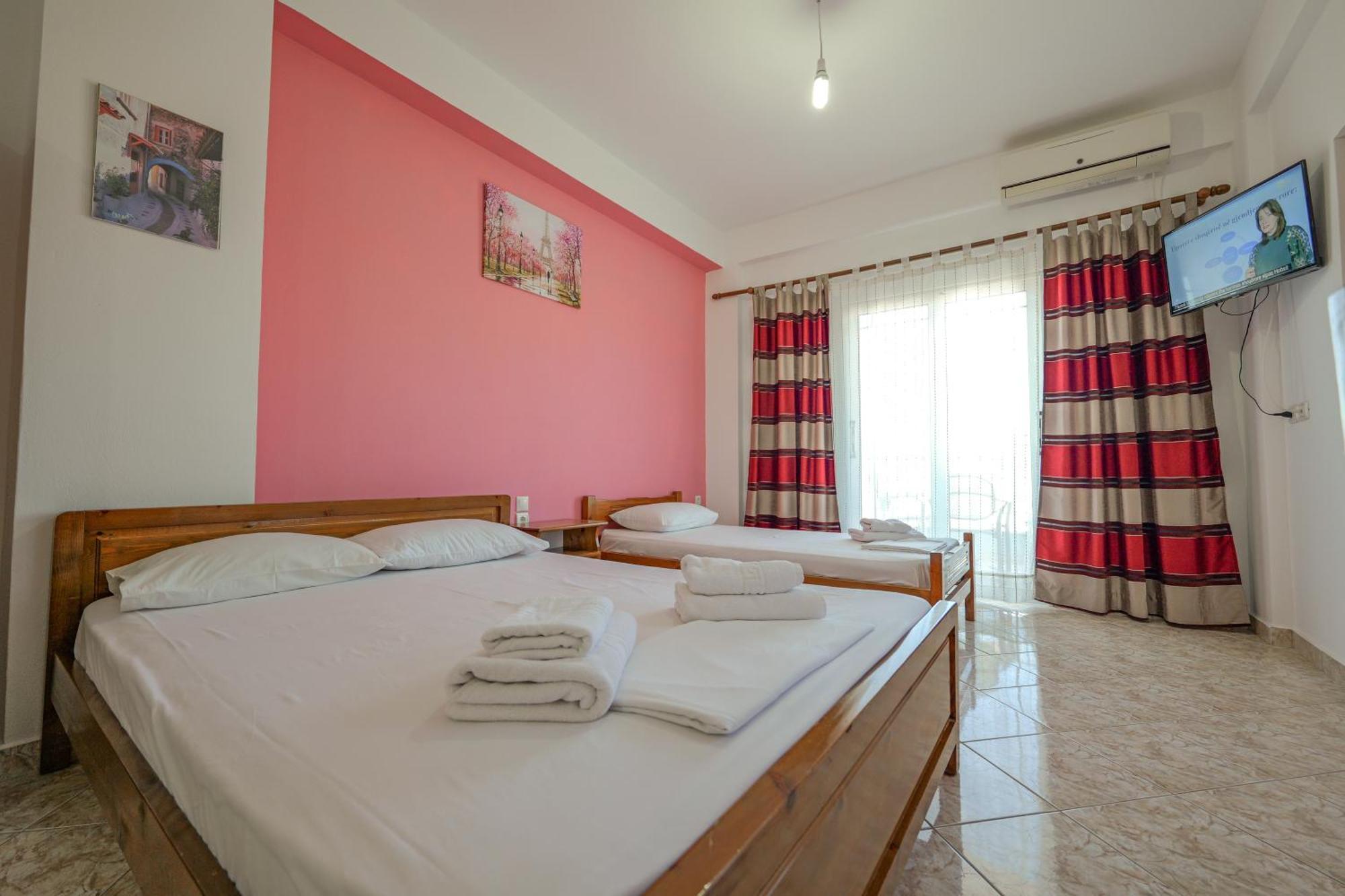 Seaview Apartaments Ksamil Bagian luar foto